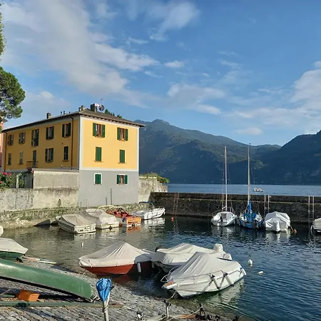 Casetta Del Molo *