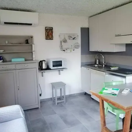 Casetta Del Molo Feriehus *