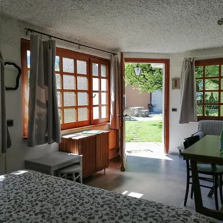 Prázdninový dům Casetta Del Molo Mandello del Lario